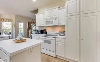 2 Mi to Pinehurst Resort: Spacious Golf Getaway!