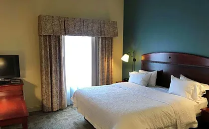 Hampton Inn & Suites Bloomington-Normal