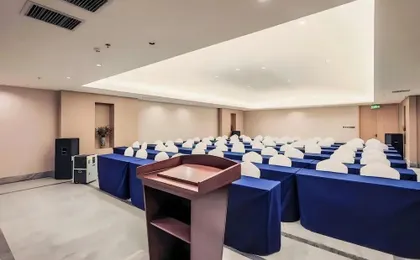 Licheng Platinum Hotel