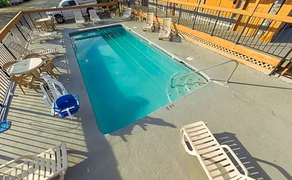 Timbers Lodge Hotel