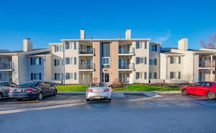 Allisonville Rd Apartments by Landing