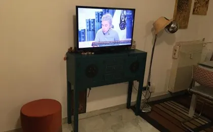 Studio standing Nice