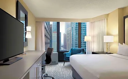 DoubleTree By Hilton Chicago Magnificent Mile