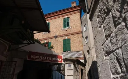 Rooms Split Pezelj