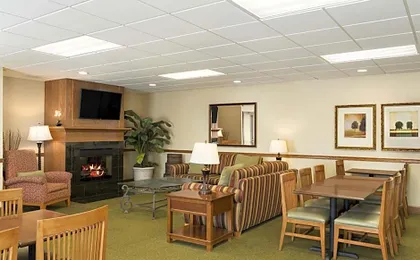 Country Inn & Suites by Radisson, Peoria North, IL