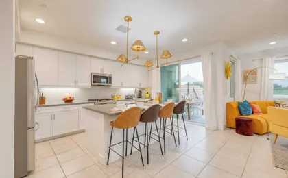 Sunburst by Avantstay Lakefront + Mountain Views