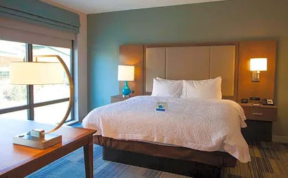 Hampton Inn & Suites St. Paul Downtown