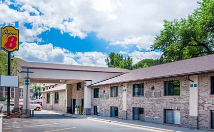 Super 8 by Wyndham Deadwood/Black Hills Area