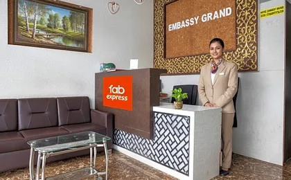 Hotel Embassy Grand