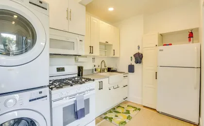 Sip, Shop & Explore: San Diego Apartment