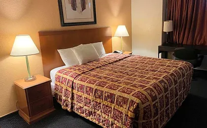 Grand Inn