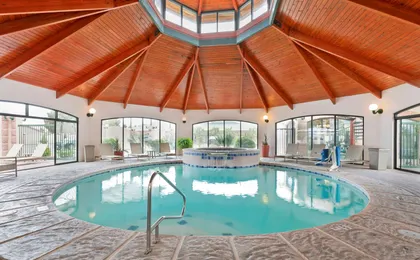 Best Western Plus Swiss Chalet Hotel & Suites