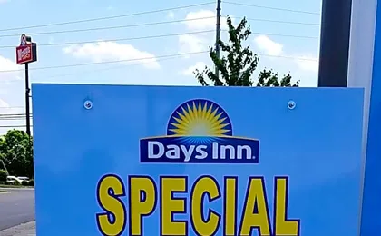 Days Inn by Wyndham Richmond