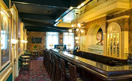Dauphine Orleans Hotel