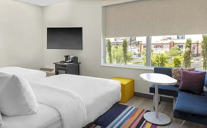 Aloft by Marriott Glendale at Westgate