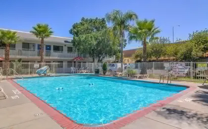 Motel 6 Los Angeles - Sylmar