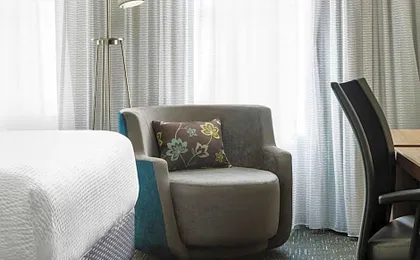 Courtyard by Marriott Chicago Downtown/Magnificent Mile
