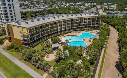 Beach Resort 310
