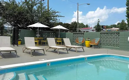 Colony House Motor Lodge