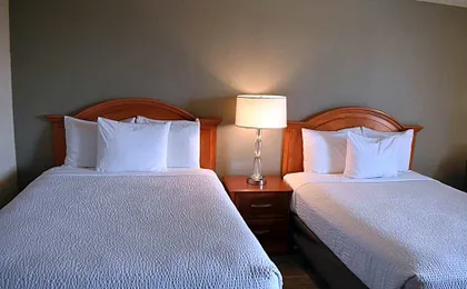 Inn At The Convention Center