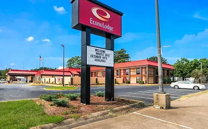 Econo Lodge Columbus near Airport