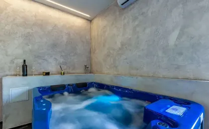 Luxury Hedone Apartment with Private SPA Zone