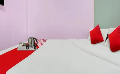 OYO Flagship 70367 Padam Residency