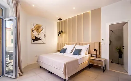 48 Rooms Split