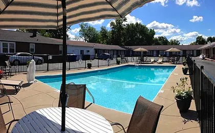 Moonlite Motel
