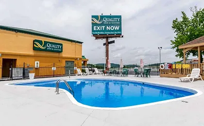 Quality Inn & Suites Horse Cave - Cave City