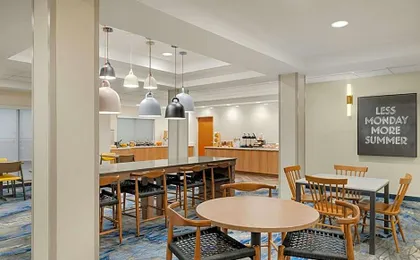 Fairfield Inn & Suites by Marriott Bloomington