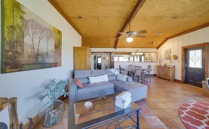 Quiet Bandera Country Home w/ Medina River Access!