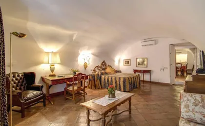Navona Gallery Garden Suites