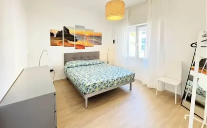 Beachside Apartment With Balcony