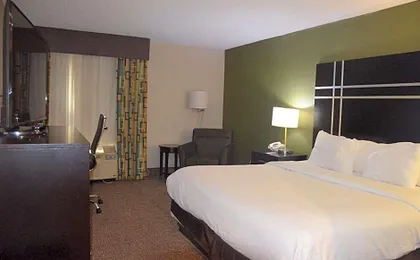 Comfort Inn & Suites Maumee - Toledo (I80-90)