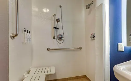 Best Western Plus Las Colinas Inn & Suites