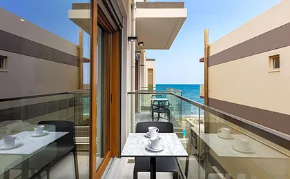 North Coast Seaside Suites