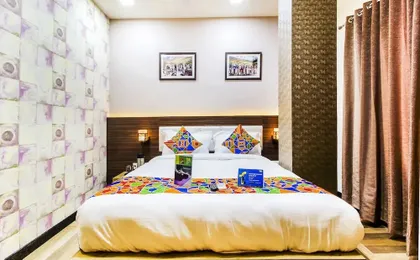 FabHotel The Royal CM Plaza
